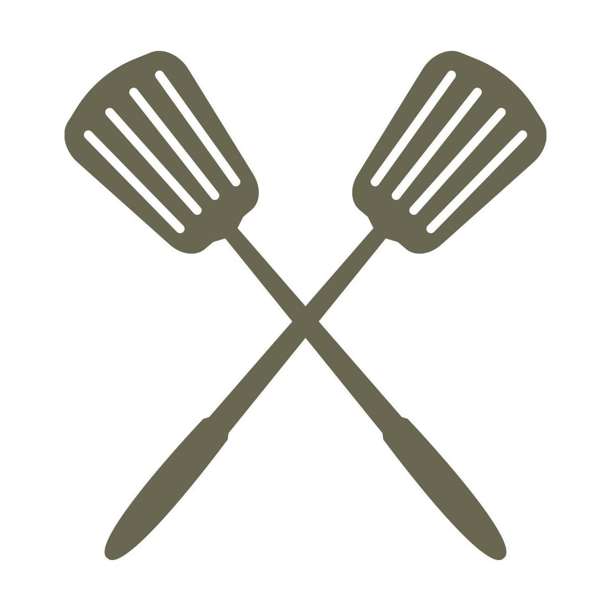 Minimalist crossed spatulas design featuring two slotted spatulas in a clean, symmetrical arrangement.